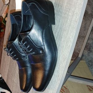 Perry Ellis Dress Shoes